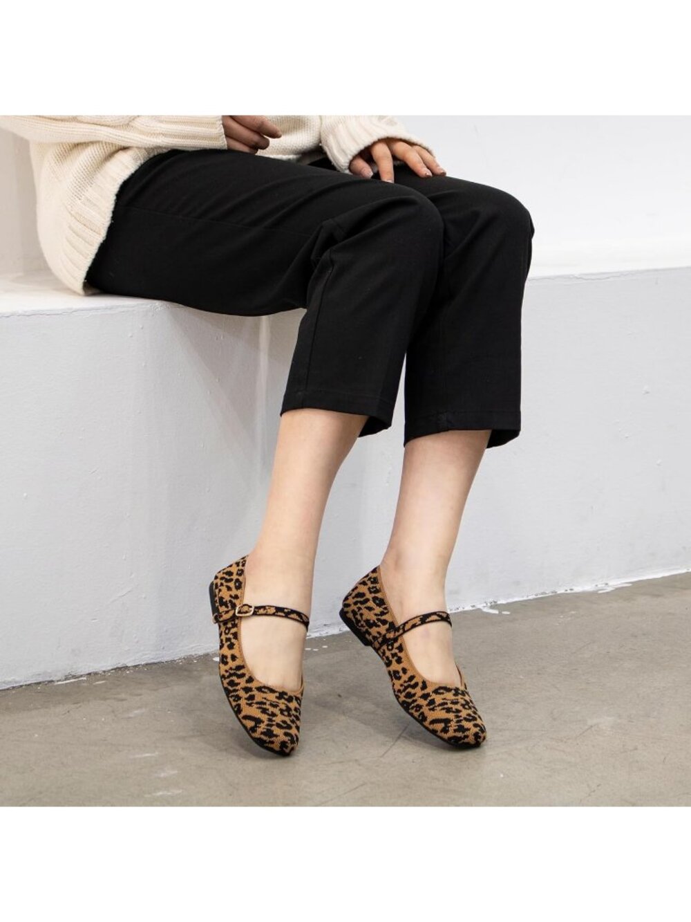 Women's Leapord Square Toe Ankle Strap Casual Pull On Mary Jane Ballet Flats - Picture 2 of 6